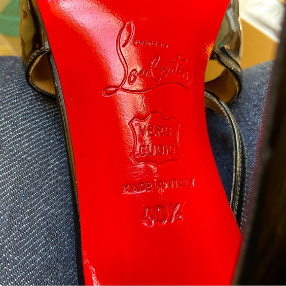 Christian Louboutin black patent heels. - Picture 6 of 7